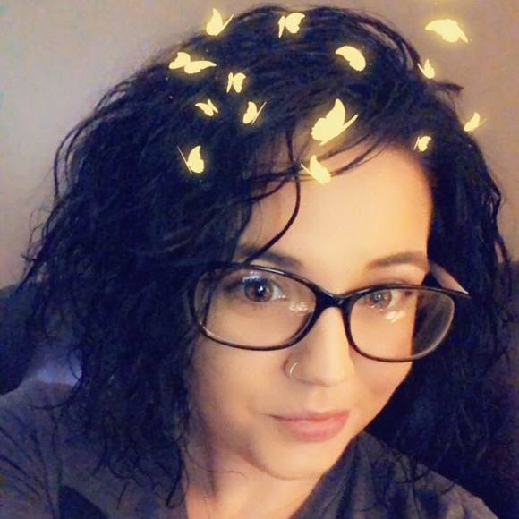 Meet your Posher, Kayla - Picture 1 of 1